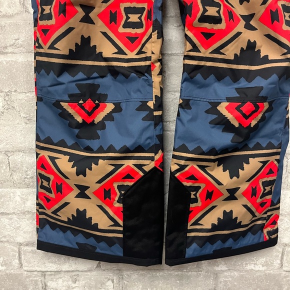 TNF Freedom Insulated Pants in Fiery Red Tribal Print - Picture 5 of 16